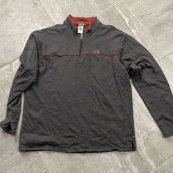 Men Northface Sweater