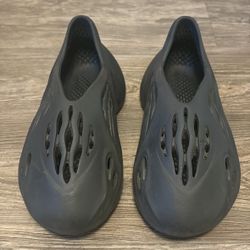 Yeezy Foam Runner