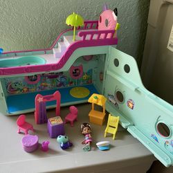 Gabby’s Dollhouse Gabby's Cat Friends Ship