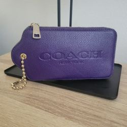 Coach Large Hangtag Wallet/Wristlet