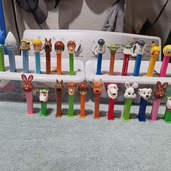 PEZ Dispenser Set Collection. Good Condition.