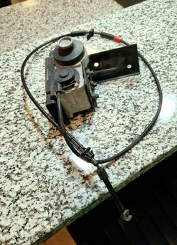 99-04 Mustang Cruise Control Module