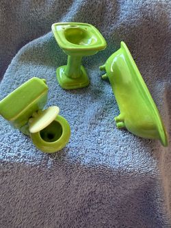 Ceramic 3 piece miniature bathroom