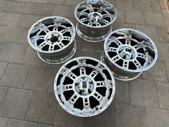 Rines 20x10 para dodge ram 5 oyos le falta una tapa
