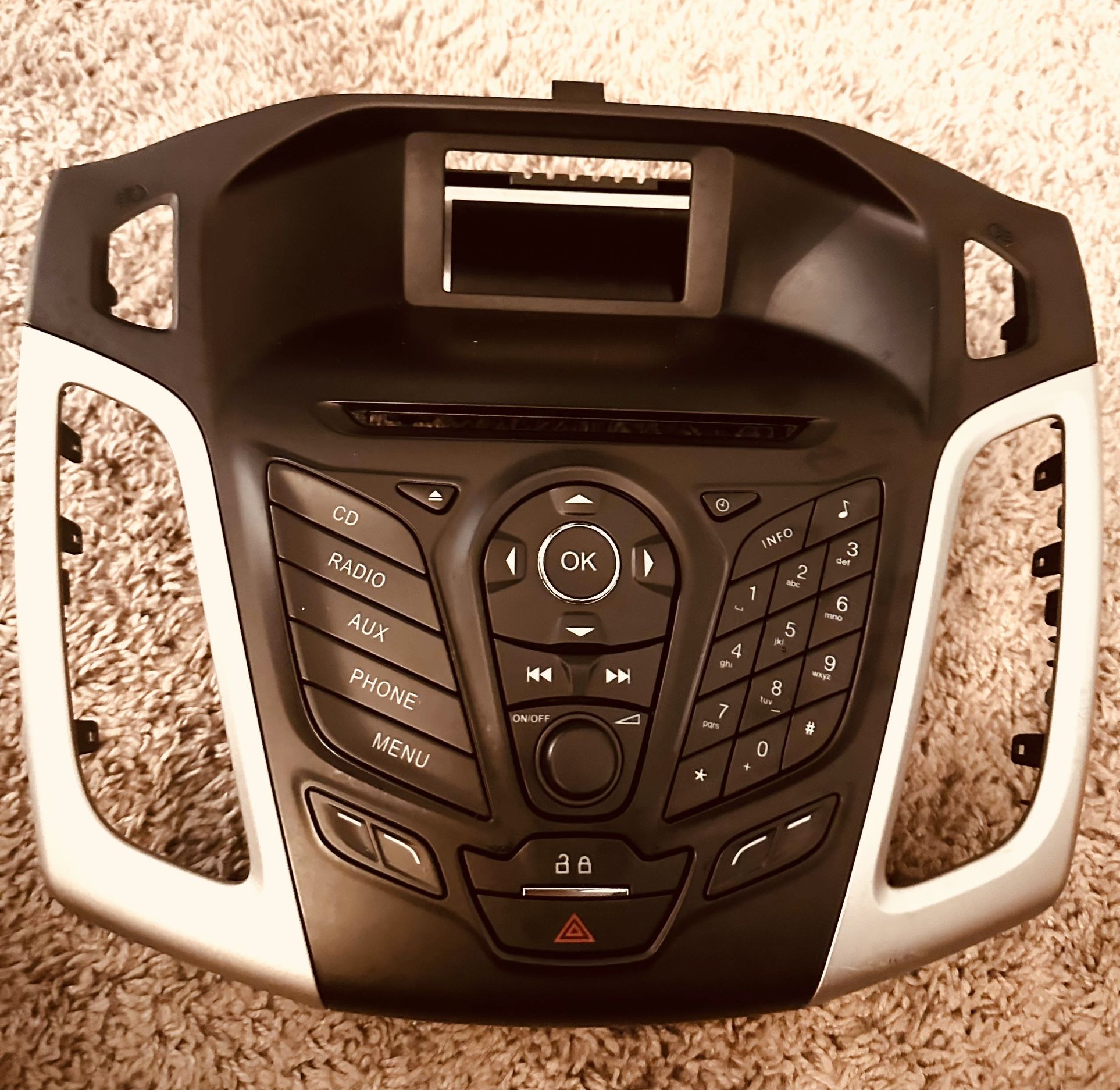 2013 Ford Focus Hatchback Radio 