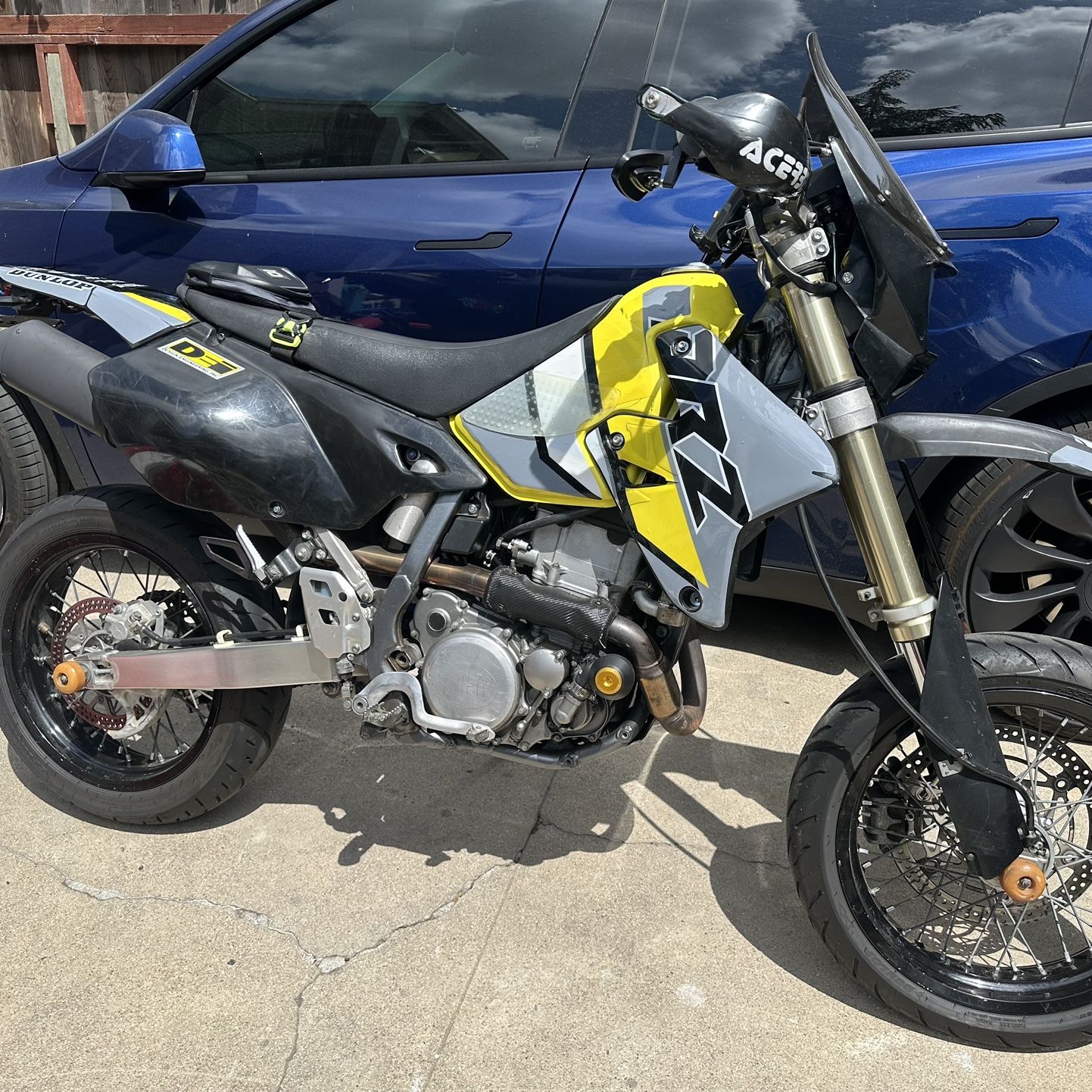 Suzuki Drz400