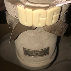 Women Uggs Brand New never Been Worn