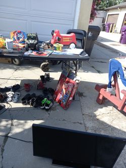 Yards Sale Today Bixby Ave / Falcon Ave