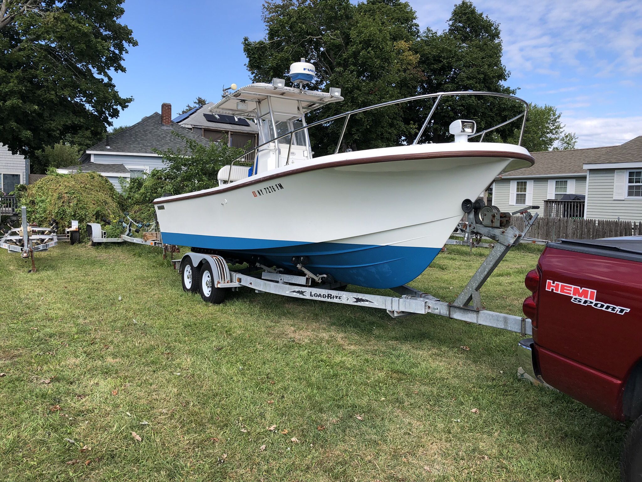 2000 True World Marine 24’ center console