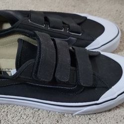 Vans New Mens Size 9.5 With Out Box