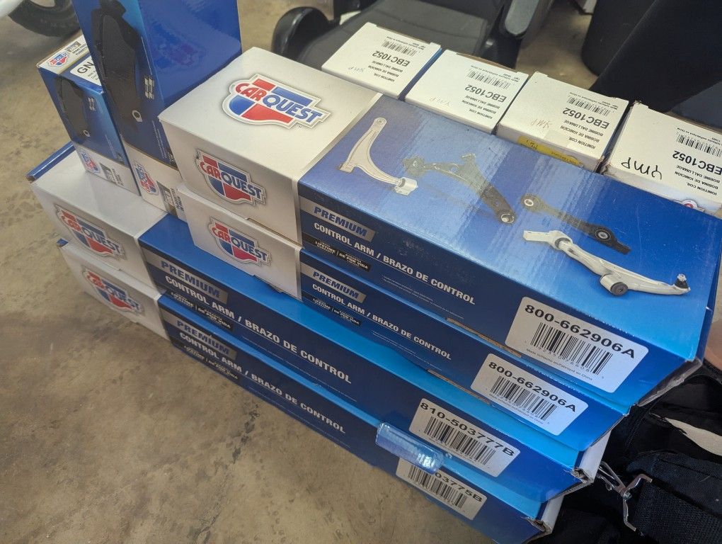 Ford Escape SE Parts