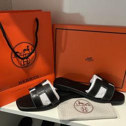 Hermes women’s sandals 
