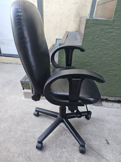 Office chair Calpia