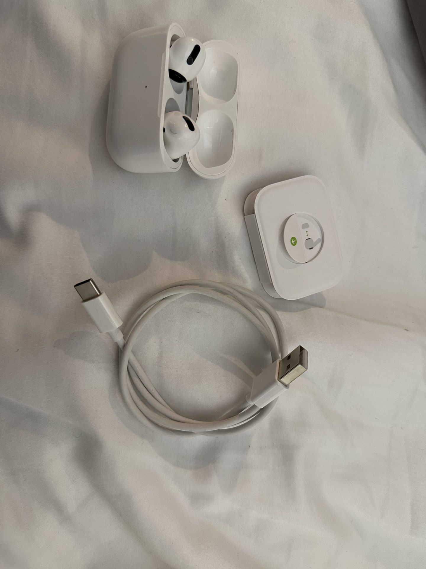 AirPods Pro - New Ear Seals