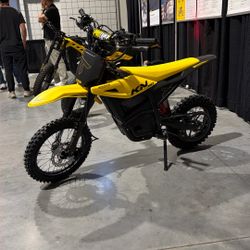 Brand New Dirt Bike 40MPH 
