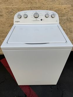 Whirlpool Top Load Washer with agitator!
