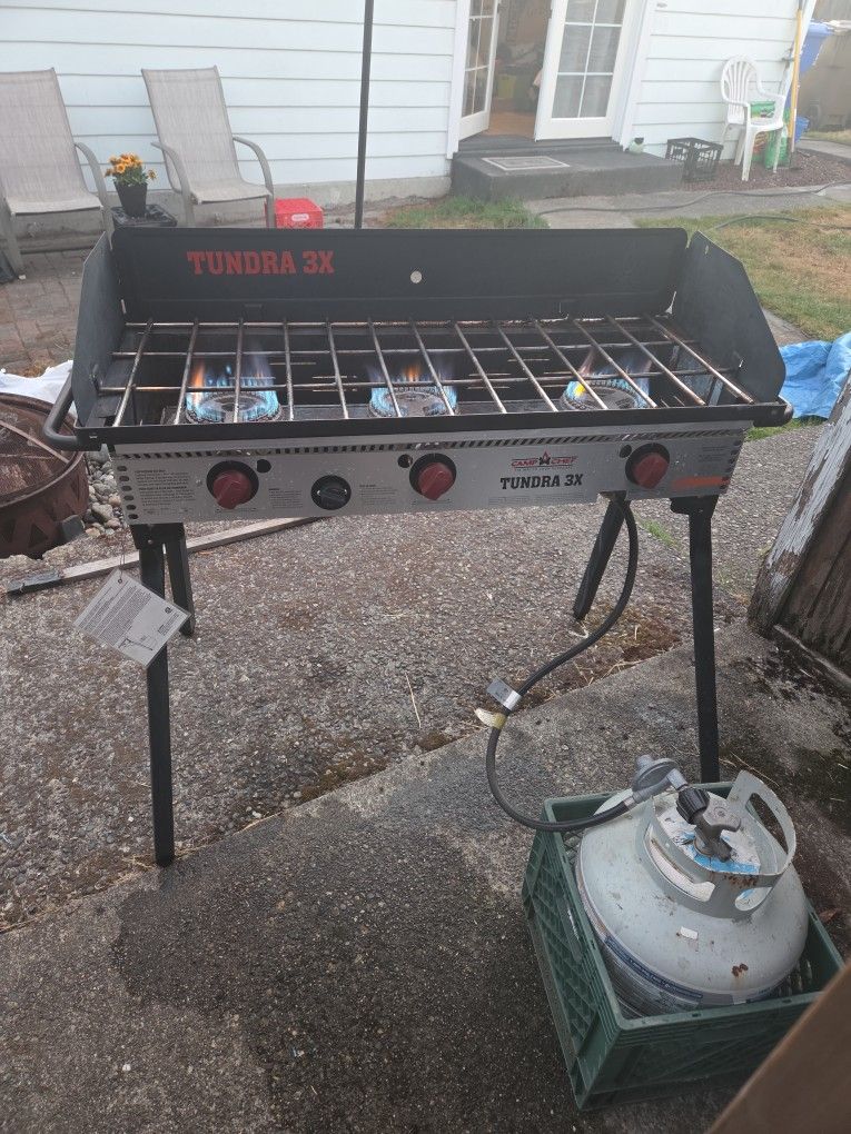Camp Chef Tundra 3X 3 Burner BBQ
