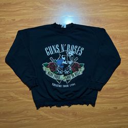 Vintage Y2K Guns N Roses Theater Tour Sweater  Size M 