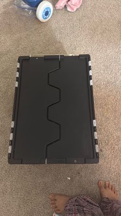 Storage box