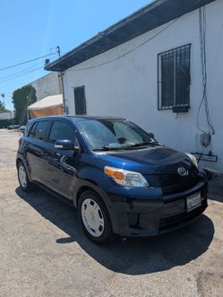 2010 Toyota Scion XD, clean title, automatic