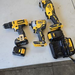 Set Of Drills And Skill Saw Dewalt