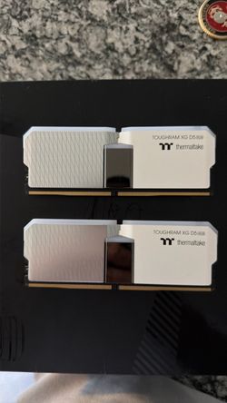 Thermaltake TOUGHRAM XG D5 RAM – 2 Sticks