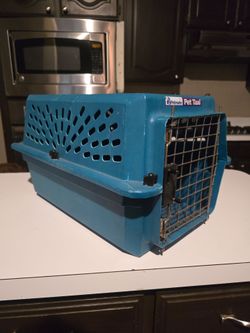 Small pet carrier kennel crate