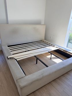 FREE platform bed