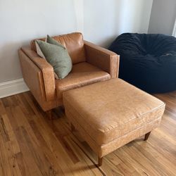Edloe Finch Albany Arm Chair And Ottoman