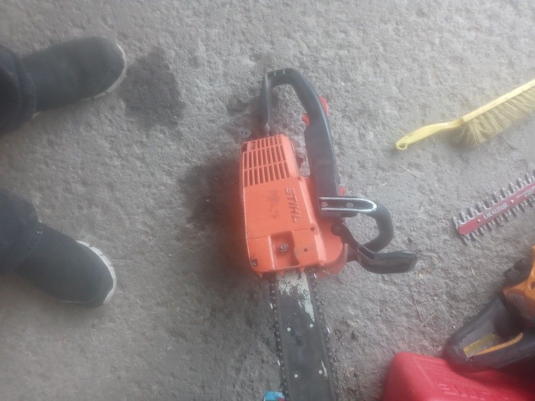 STIHL CHAIN SAW