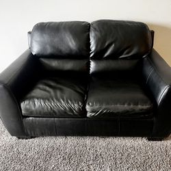 Leather loveseat 