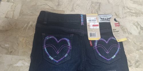 New With Tags 5t girls Levi's Denim Jeans - Embroidered Glitter Hearts