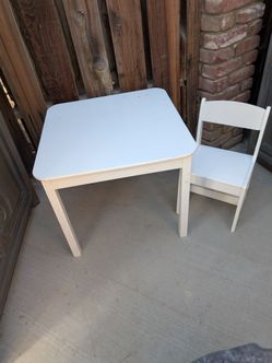 Toddler Wood Table & Chair Set – White