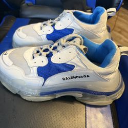Balenciaga Triple S 