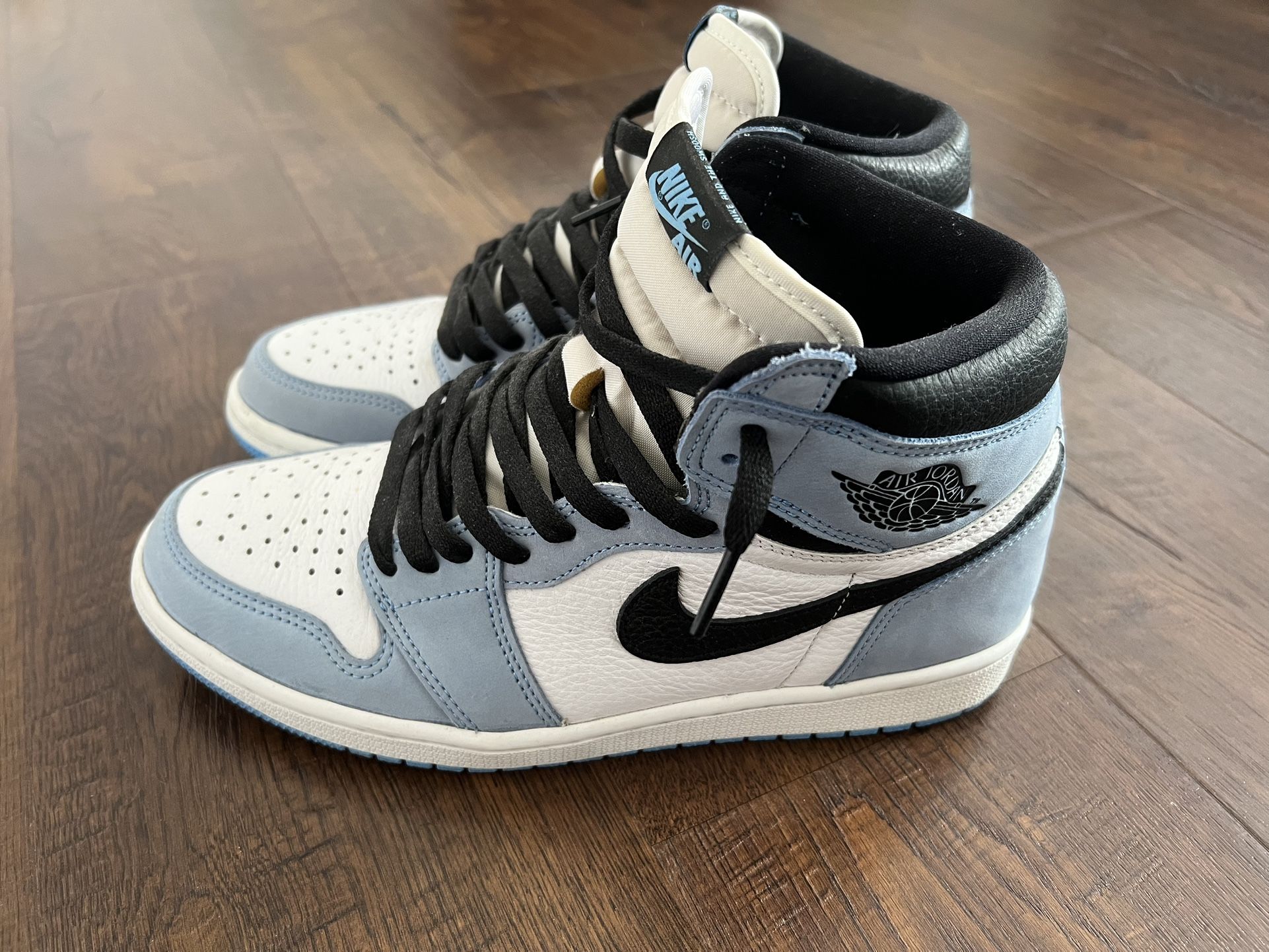 Jordan 1 University blue (Men’s 9)