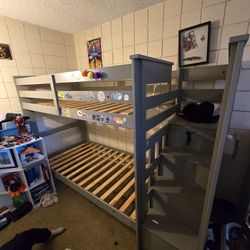 Gray Twin Bunkbed w/drawers