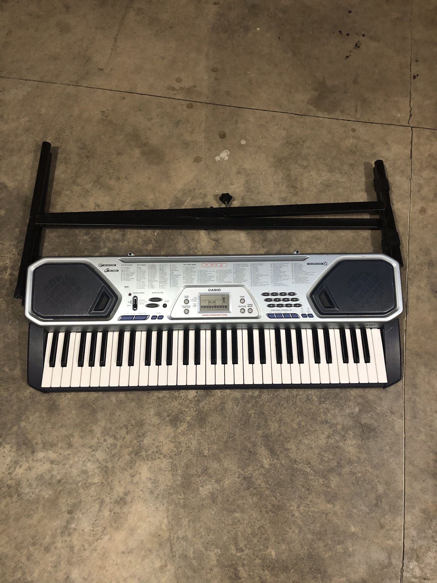 Casio Piano Keyboard CTK-491