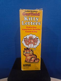 Retro Garfield Kitty Letters Pick Up Stick Game,  1983 Parker Brothers.