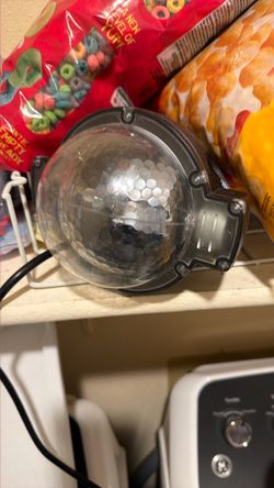 Party light with screw attachment to mount