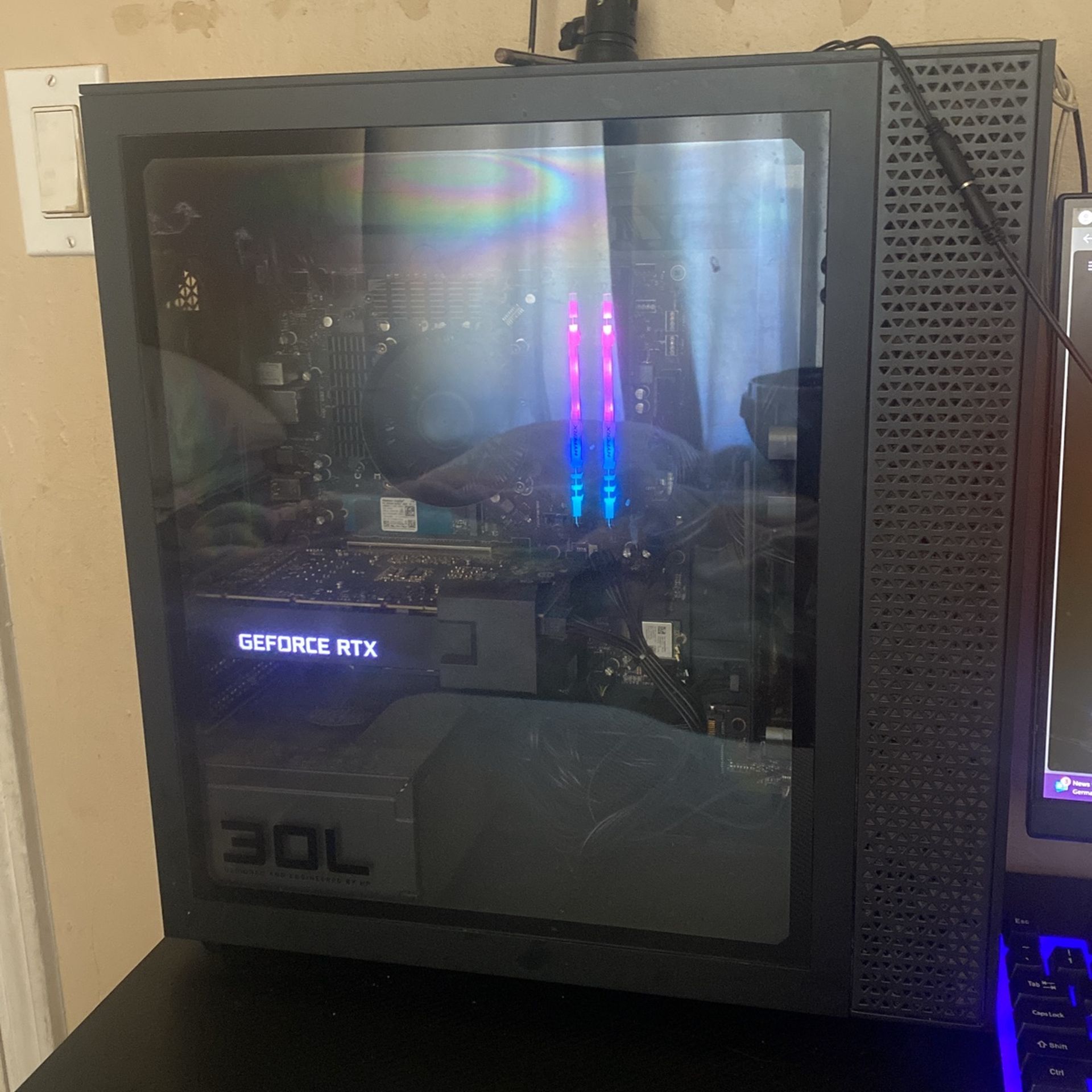 Hp Omen Pc With Monitor And Keyboard And Razor Mouse
