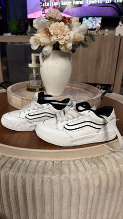 Vans Hylane V Kids Size 12.5 (Used)