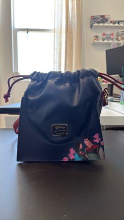 Loungefly purse. - Mulan