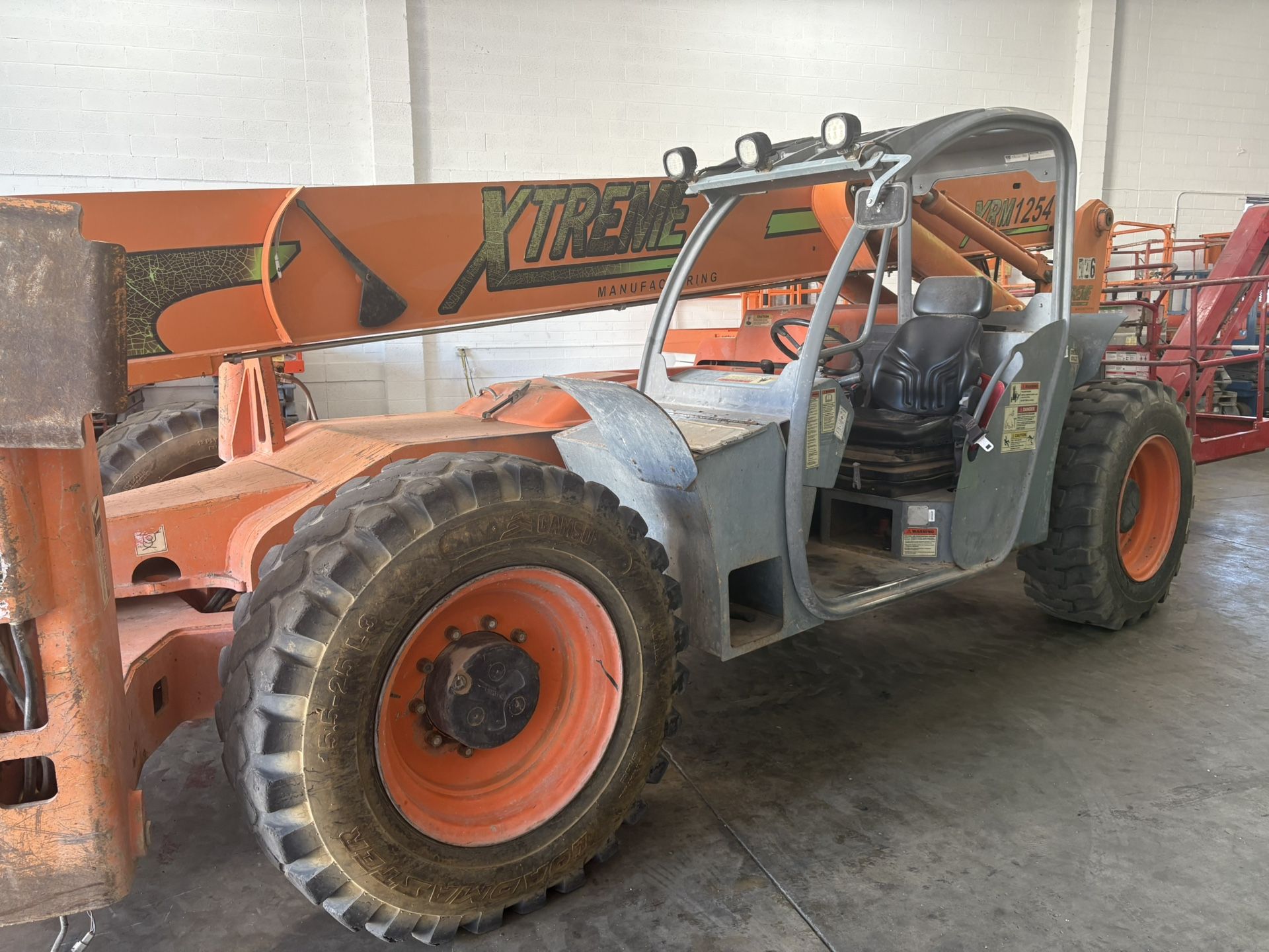 Xtreme XRM 1254 12k Telehandler