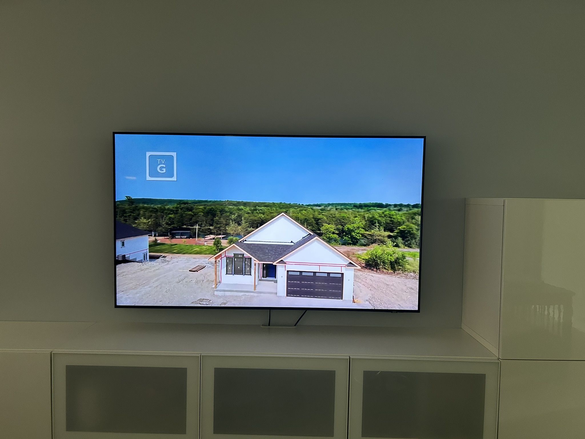 Samsung HD TV 65 Inch 