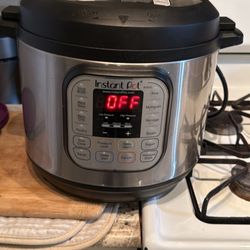 Insta Pot Cooker