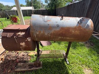 BBQ PIT
