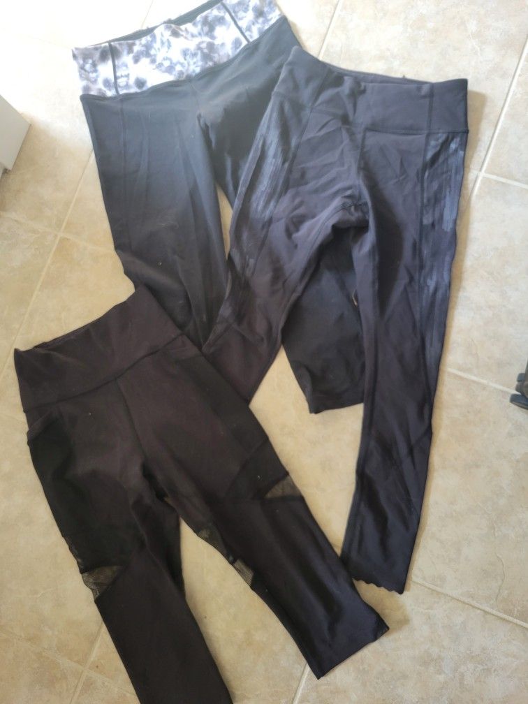 Set Of Three Lululemon Athletica Leggings
