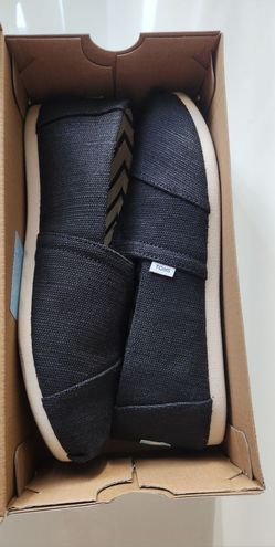 TOMS Shoes