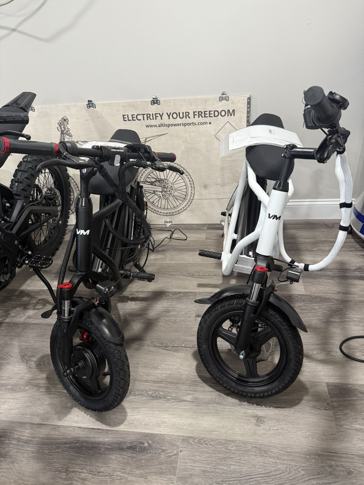 2025 V3 SE SCOOTER
