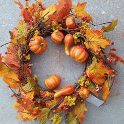 New Fall  Wreath, Leaves,  Pumpkins & Berries 